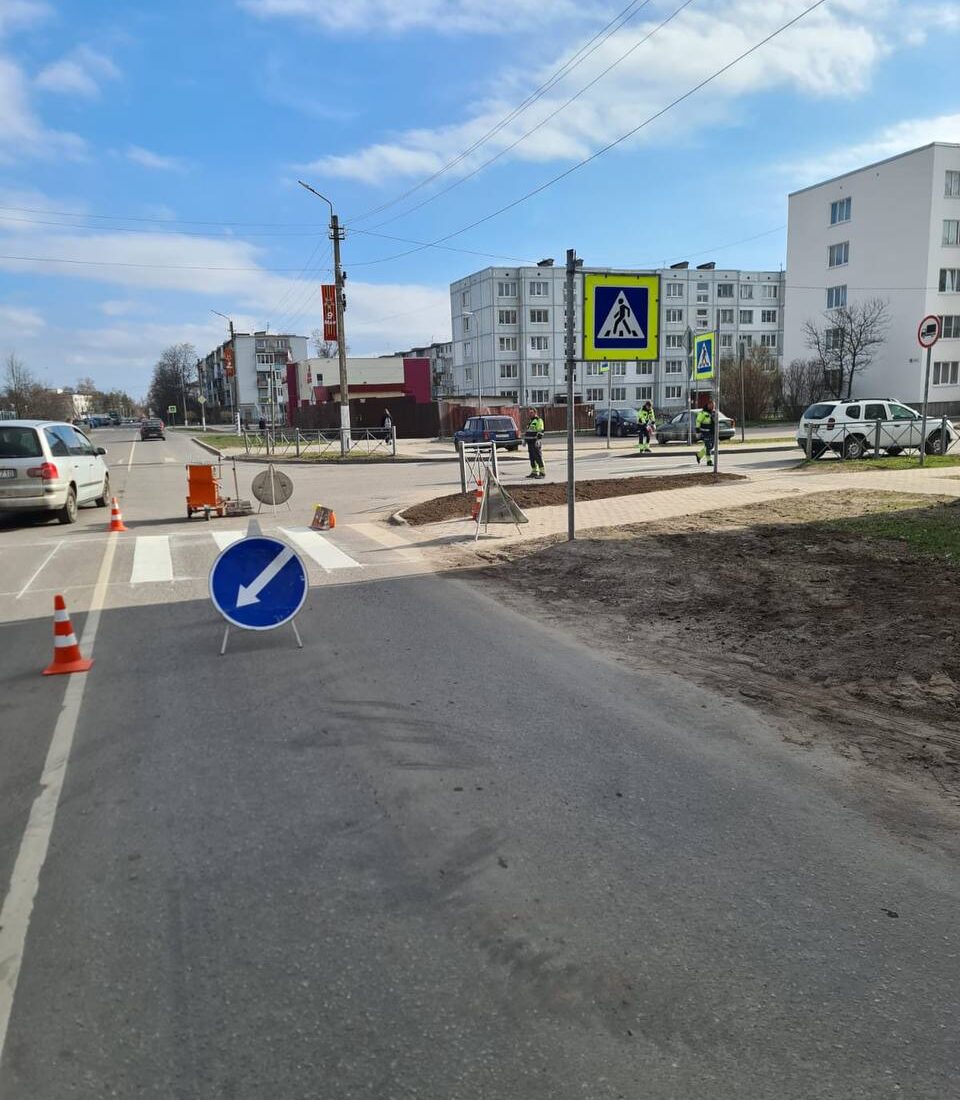 Дорожная разметка в Ленинградской области