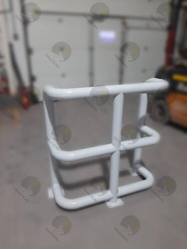 Колесоотбойник металлический заказать в СПБ